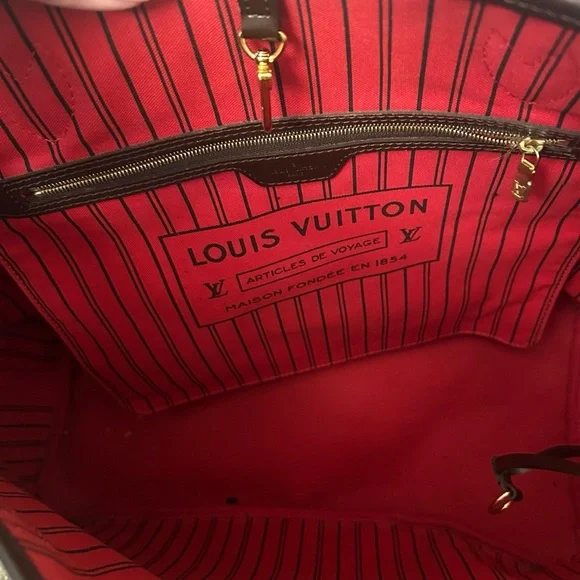 Louis Vuitton Damier Ebene Tote with Red Interior - Picture 2 of 8